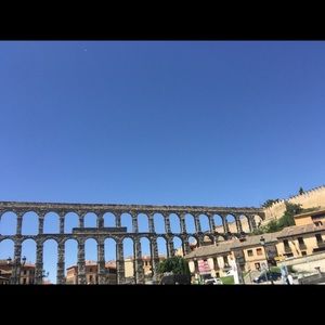 Meet your Posher, Roxana